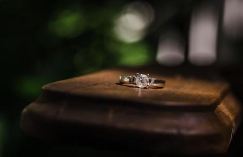 A fehérarany titka - Hódító elegancia az ékszerek terén