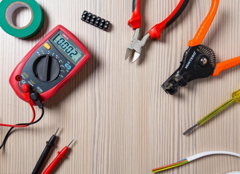 Lengő dugalj - Praktikus megoldás az áramellátás kihívásaira